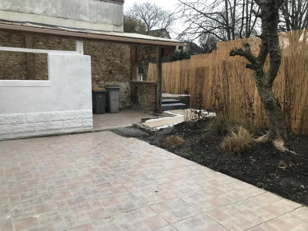 Cottage De Charme Proche De Paris Fontenay-en-Parisis Bagian luar foto